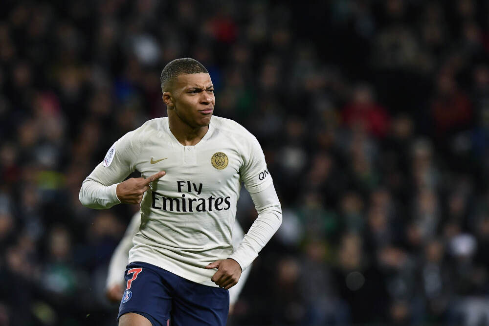   南宁至凭祥高铁12月5日全线贯通运营